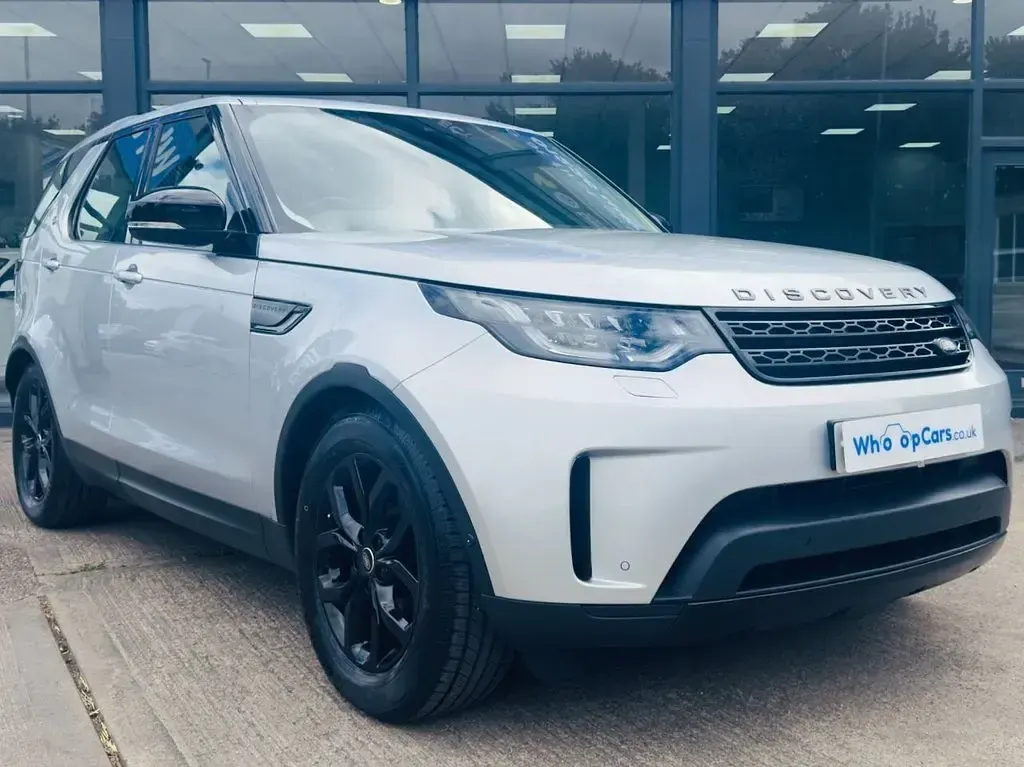 Used Land Rover Discovery SE 240 HP (176 kW) 2018 Silver SUV