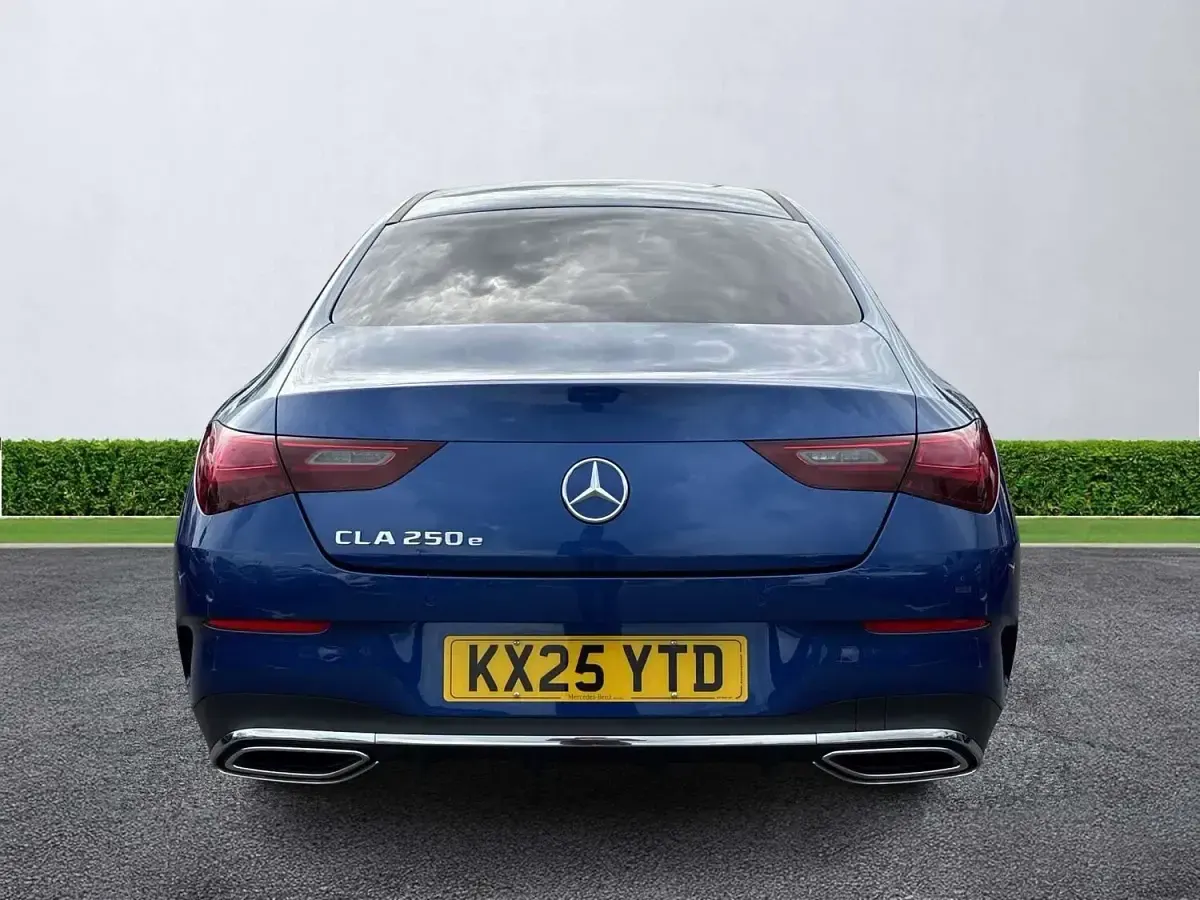 Used Mercedes CLA250e Executive 218 HP (160 kW) 2025 Blue Coupe