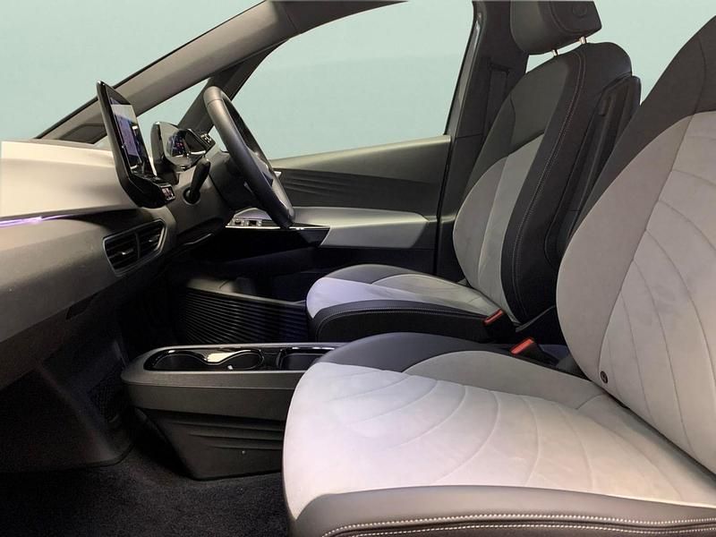 Used VW ID.3 Pro 106 kW (145 HP) 2023 Grey Hatchback