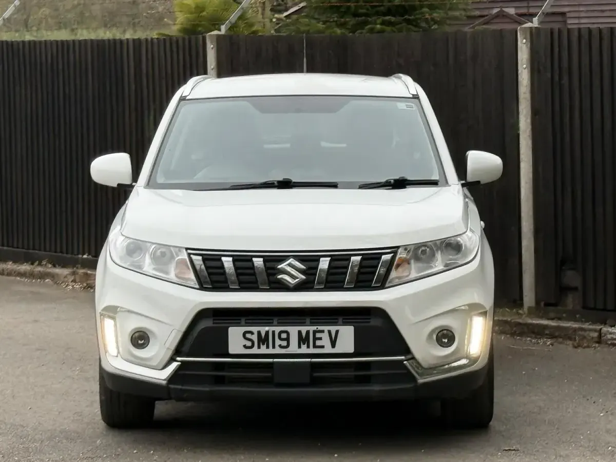 Used Suzuki Vitara SZ4 112 HP (82 kW) 2019 White SUV