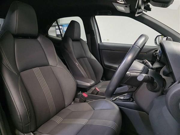 Used Toyota Yaris Cross 113 HP (83 kW) 2021 Silver SUV