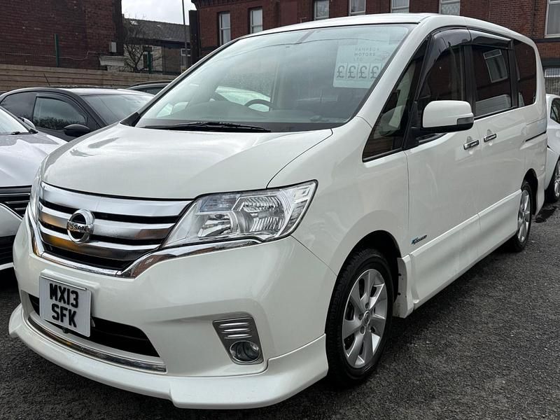 Used Nissan Serena 2024 White MPV