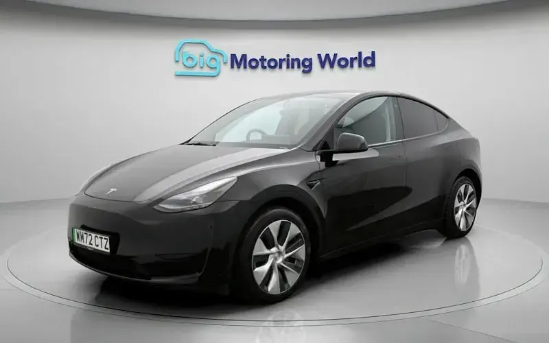 Used Tesla Model Y Standard Range 219 kW (299 HP) 2024 SUV