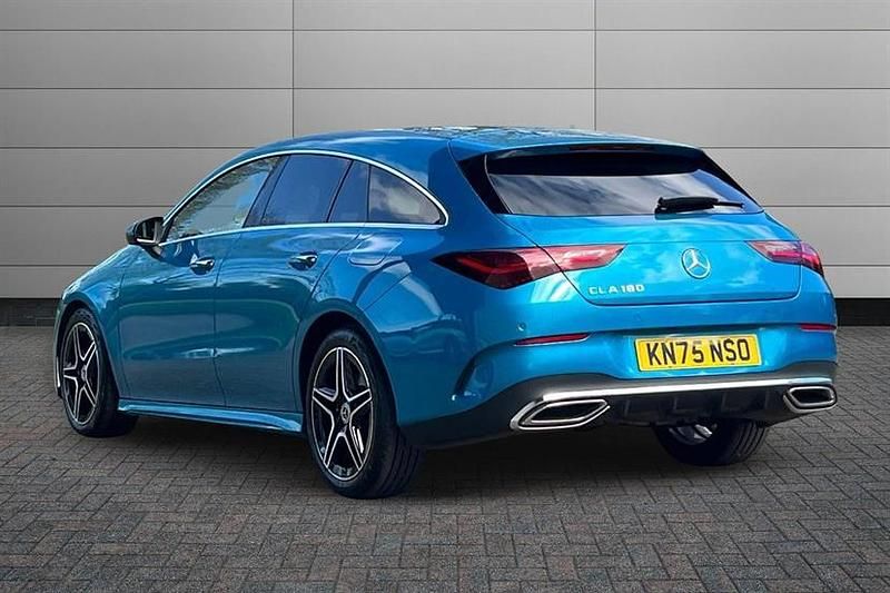 Used Mercedes CLA180 Executive 136 HP (100 kW) 2025 Hyper blue Sedan
