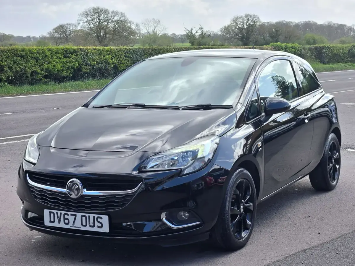 Second-hand Vauxhall Corsa SRi 75 CP (55 kW) 2017 Negru Hatchback