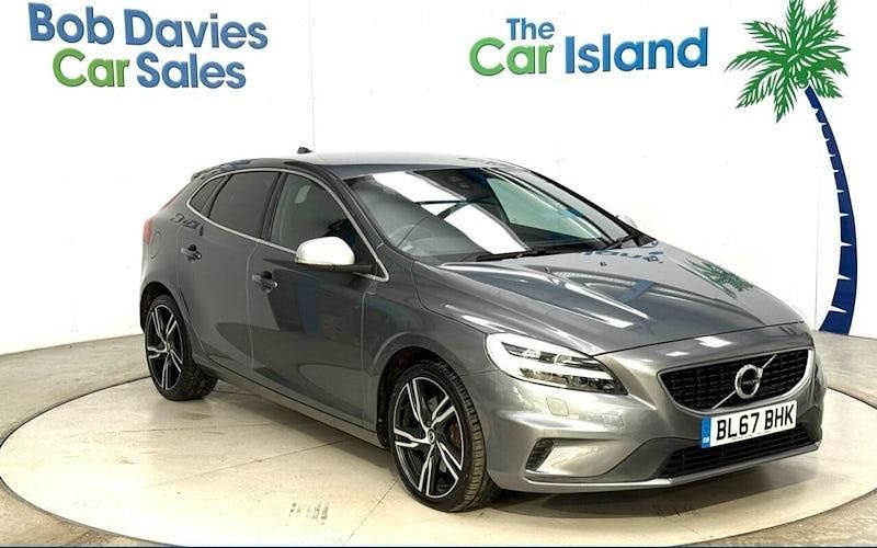 Used Volvo V40 R-Design Pro 122 HP (89 kW) 2018 Grey Hatchback