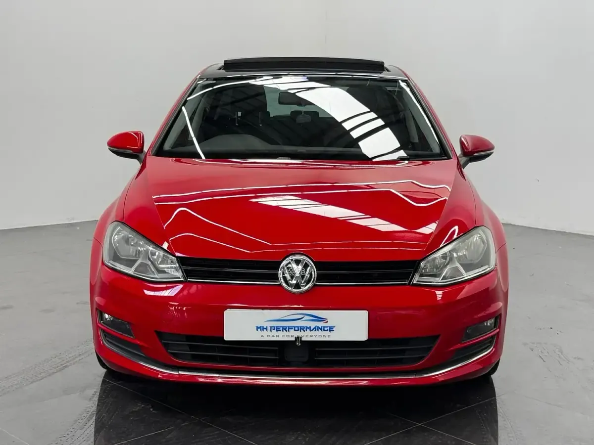 Used VW Golf VII GT 150 HP (110 kW) 2013 Red Hatchback