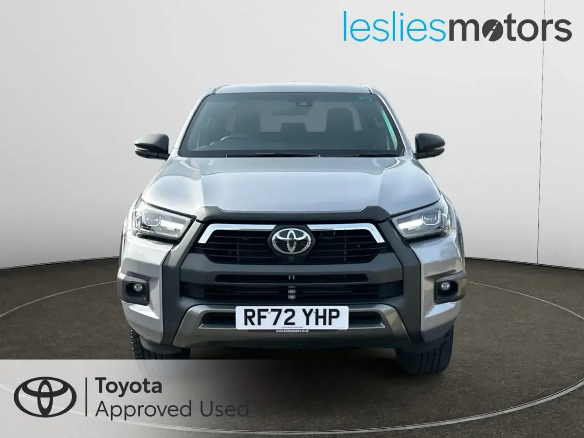 Używany Toyota HiLux 2023 Srebrny Pickup