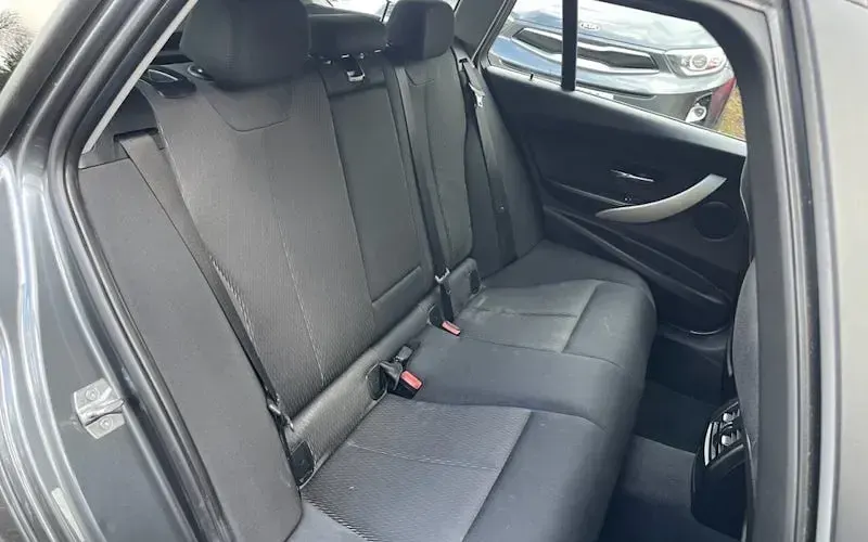 Used BMW 318 Performance 136 HP (100 kW) 2018 Grey Estate