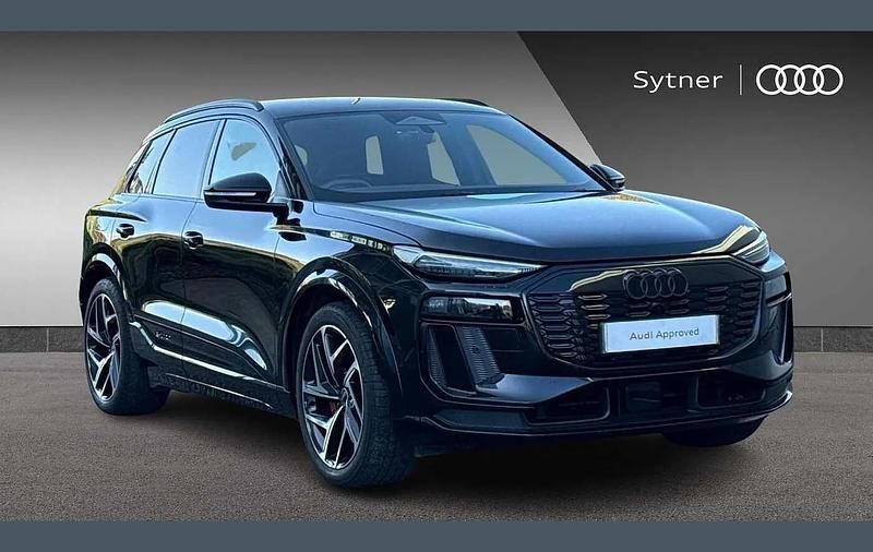 Black Used 2024 Audi Q6 e-tron Advanced SUV | £52,500 - Image 1/4