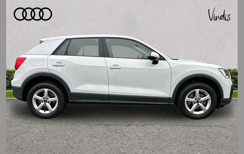 Used Audi Q2 110 HP (80 kW) 2023 White SUV