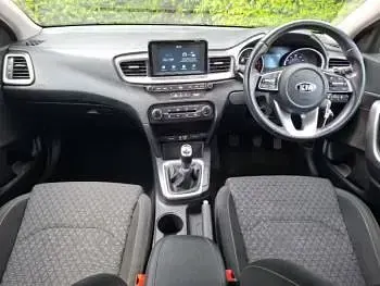 Used Kia Ceed 114 HP (83 kW) 2019 Grey Hatchback