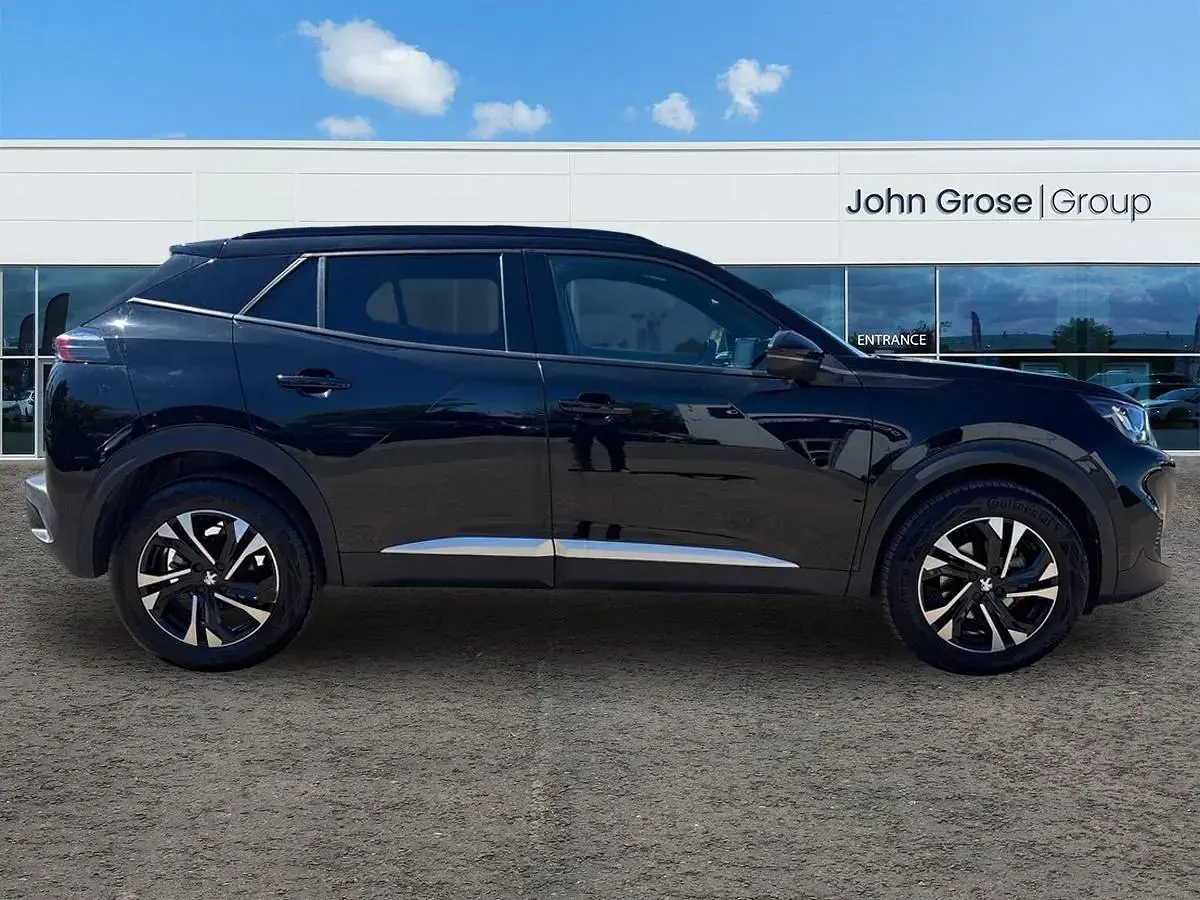 Używany Peugeot 2008 Allure+ 2023 Czarny SUV