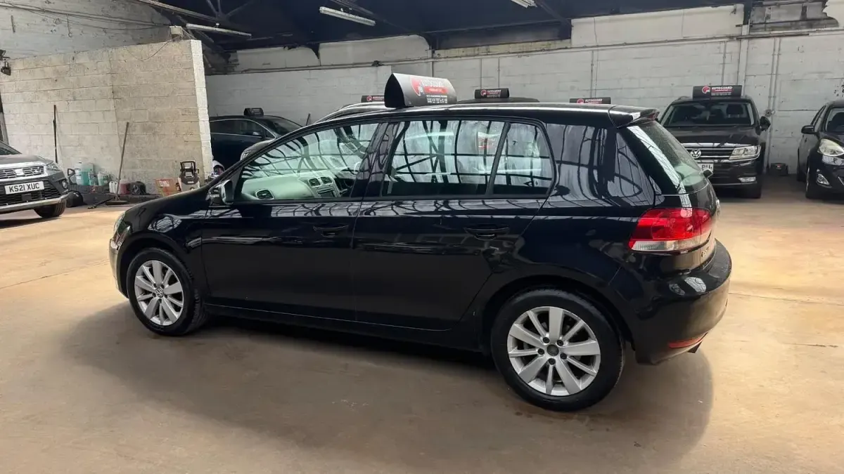 Used VW Golf VII Match 122 HP (89 kW) 2013 Black Hatchback