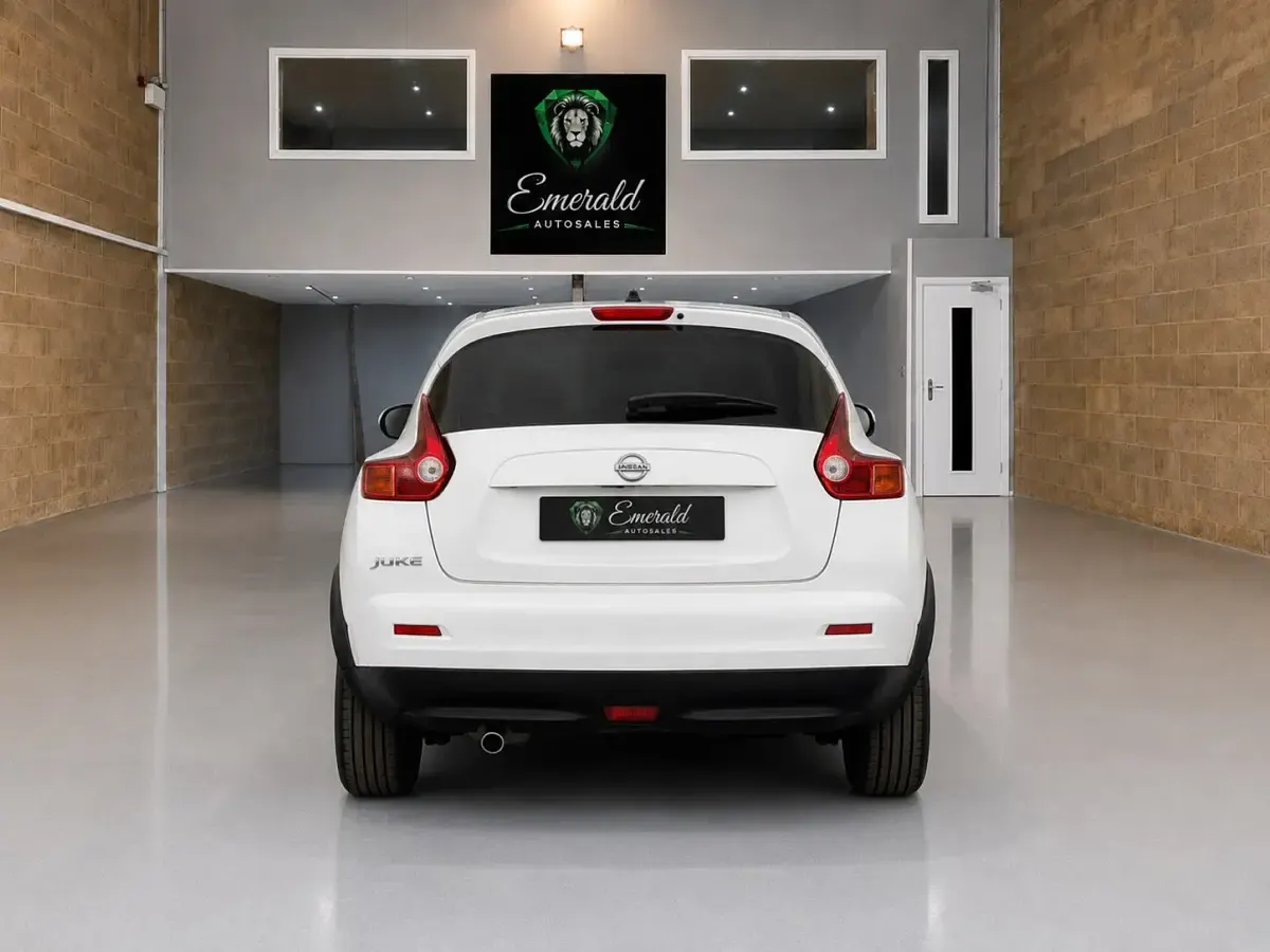 Used Nissan Juke Acenta 117 HP (86 kW) 2013 White SUV