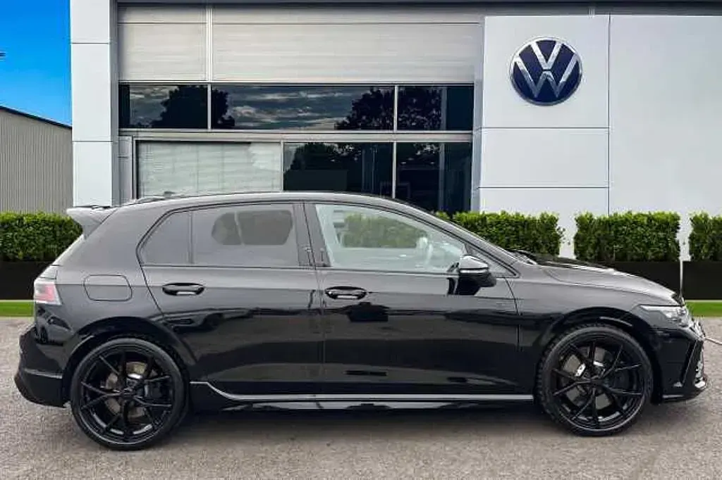 Used VW Golf VIII R 333 HP (244 kW) 2025 Black Hatchback