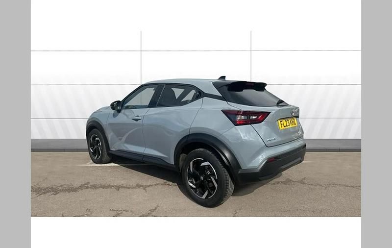 Used Nissan Juke N-Connecta 114 HP (83 kW) 2023 Grey SUV