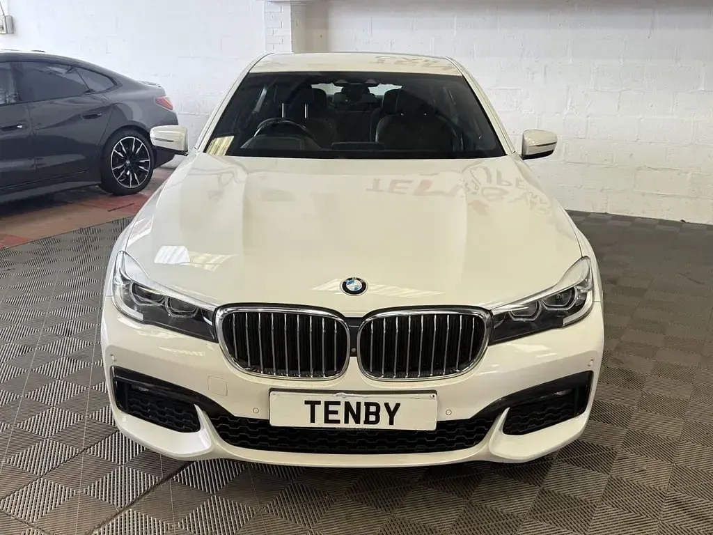 Usado BMW 740 M Sport 320 CV (235 kW) 2017 Blanco Berlina