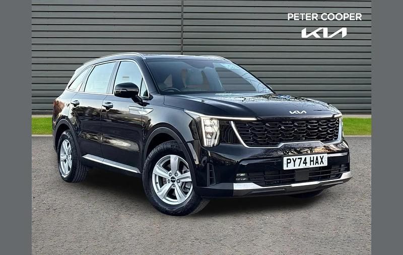 Black Used 2025 Kia Sorento SUV | £36,984 (Super price) - Image 1/4