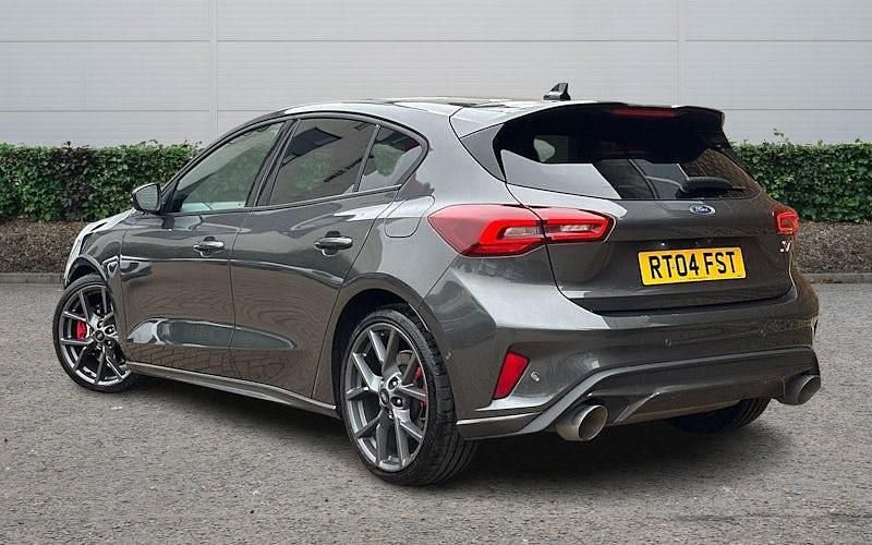 Used Ford Focus ST 280 HP (205 kW) 2024 Hatchback