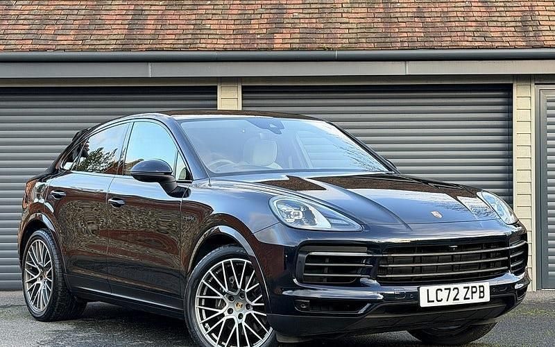 Used Porsche Cayenne E-Hybrid Coupe Platinum Edition 462 HP (339 kW) 2022 Coupe