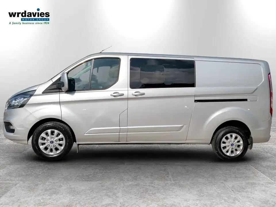 Used Ford Transit Custom Limited 130 HP (95 kW) 2022 Van