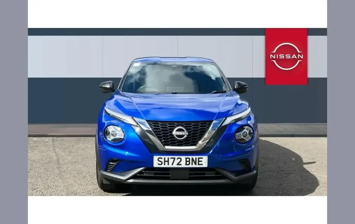 Used Nissan Juke N-Connecta 112 HP (82 kW) 2022 Blue SUV