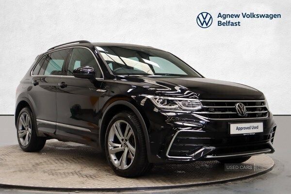 Black Used 2023 VW Tiguan R-line Edition SUV | £28,950 (Fair price) - Image 1/4