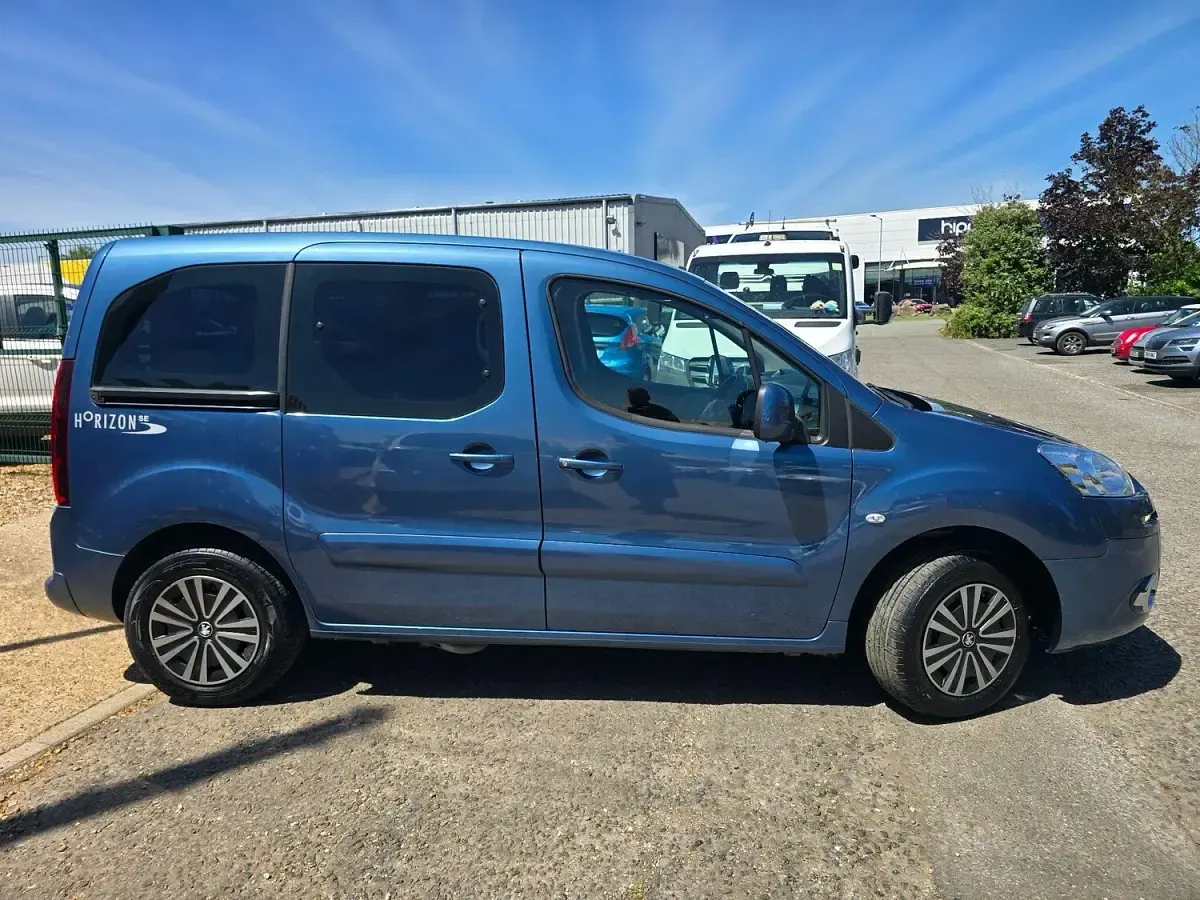 Used Peugeot Partner Tepee S 2015 Blue MPV