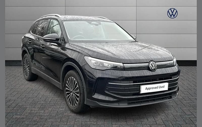 Used VW Tiguan Match 147 HP (108 kW) 2024 Black SUV