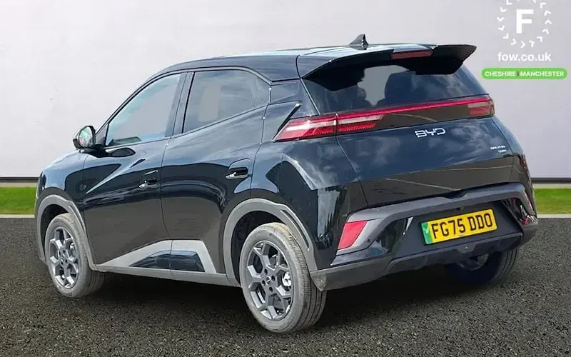 New BYD Dolphin Surf Comfort 114 kW (156 HP) 2025 Black Hatchback