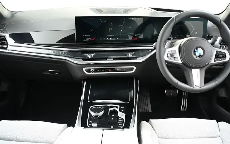 New BMW X7 M Sport 381 HP (280 kW) 2026 SUV