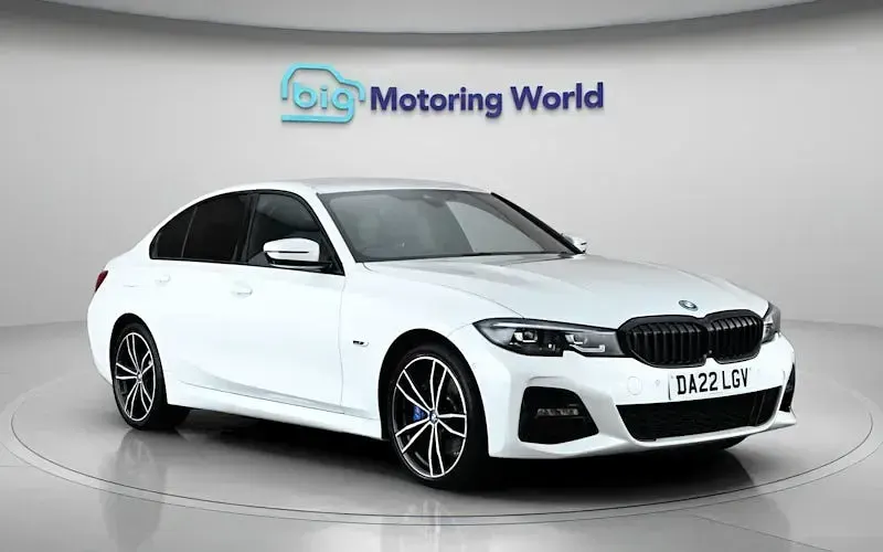 Used BMW 330e M Sport 292 HP (214 kW) 2022 White Sedan