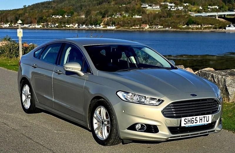 Silver Used 2015 Ford Mondeo Titanium Hatchback | £7,495 (Fair price) - Image 1/4
