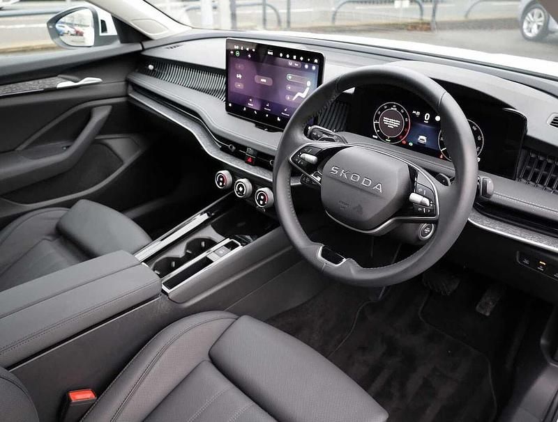 Used Skoda Superb SE L 110 HP (80 kW) 2025 Pure white Estate