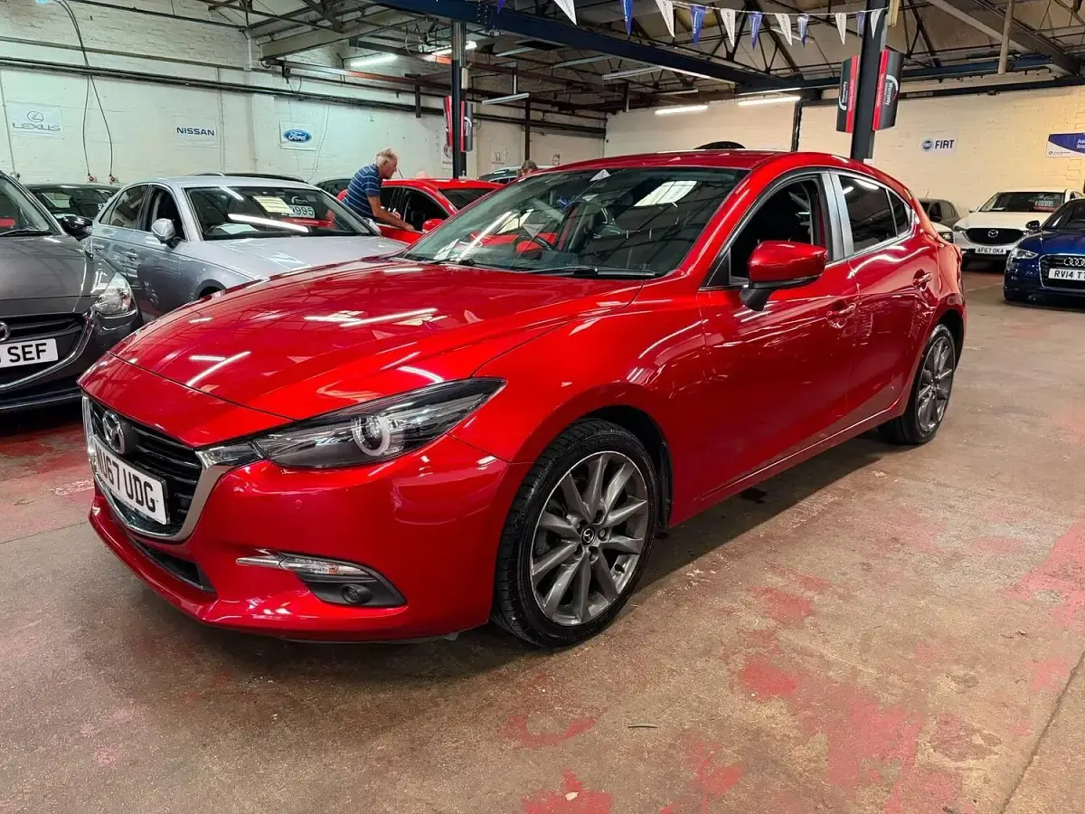 Used Mazda 3 Inclusive 2017 Red Hatchback