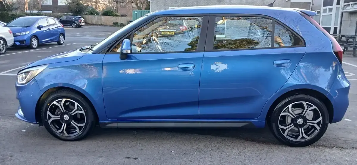 Used MG MG3 Exclusive 106 HP (77 kW) 2019 Blue Hatchback