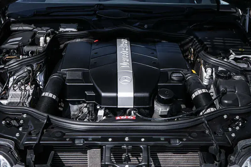 Used Mercedes E320 Avantgarde 221 HP (162 kW) 2022 Silver
