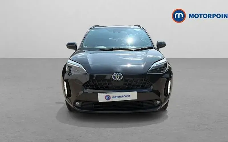 Used Toyota Yaris Hybrid Design 116 HP (85 kW) 2026 Estate