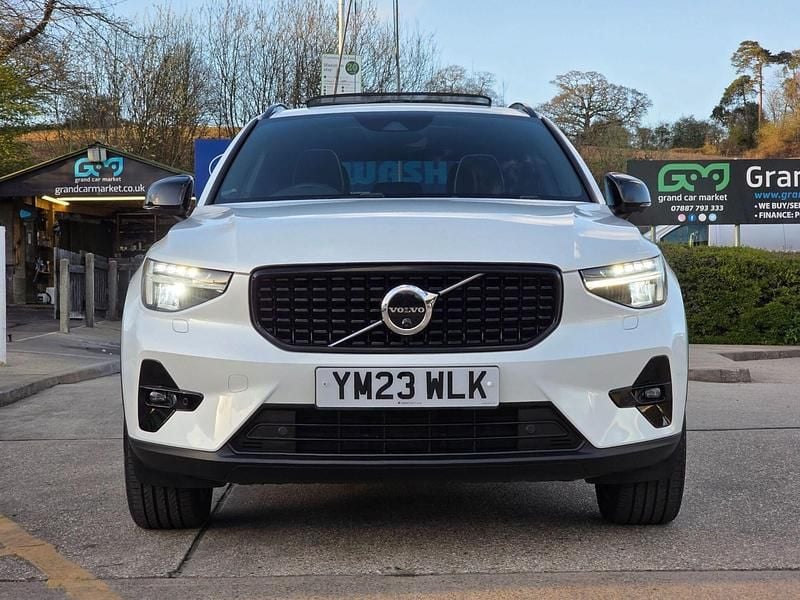 Used Volvo XC40 Ultimate 2023 White SUV