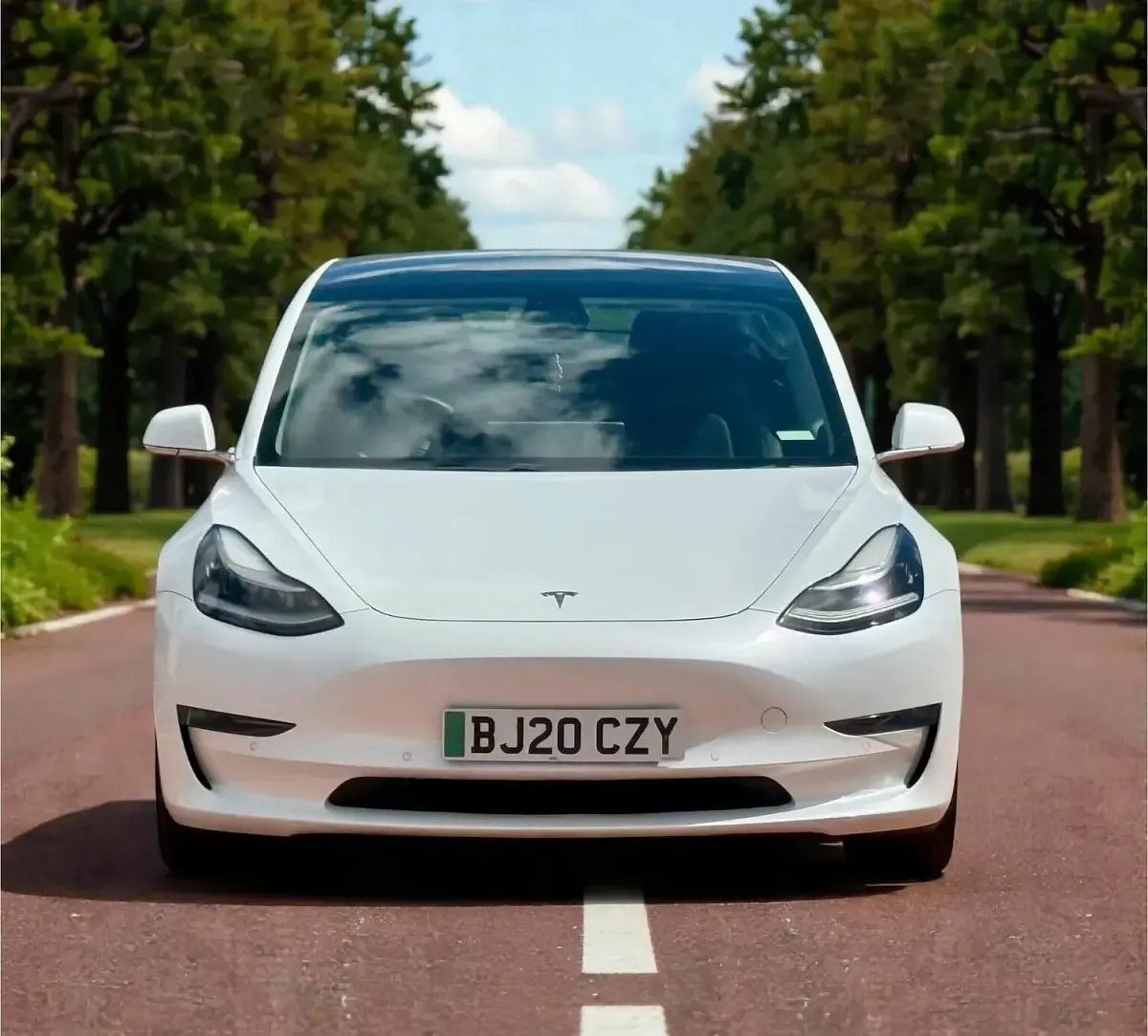 Used Tesla Model 3 Performance 82 kW (112 HP) 2020 White Sedan