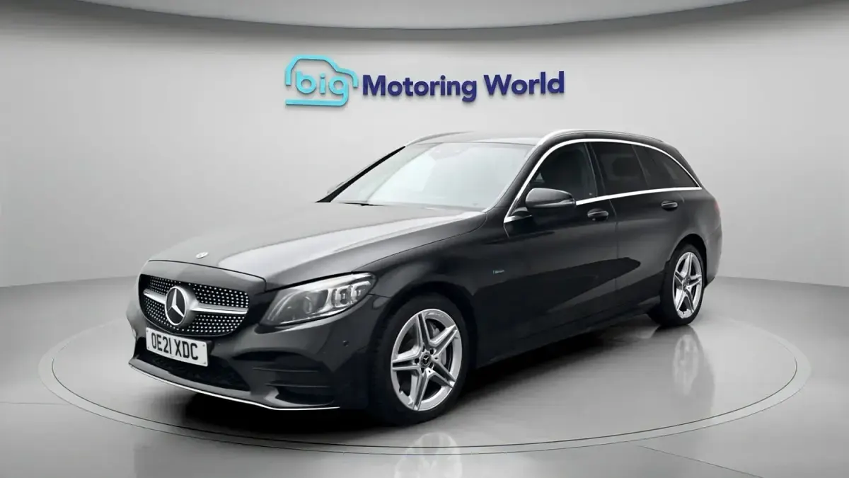 Used Mercedes C300e AMG line 320 HP (235 kW) 2021 Black Estate