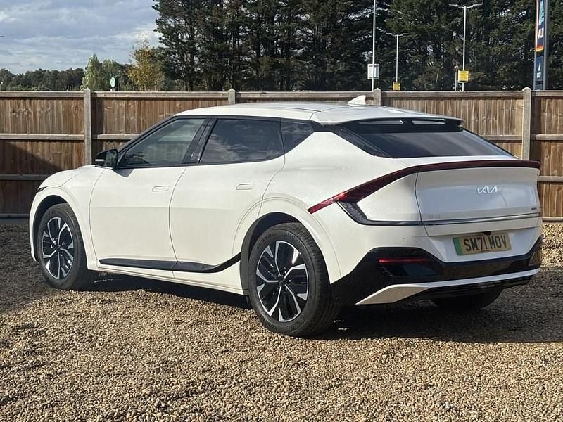 Used Kia EV6 GT-Line 236 kW (321 HP) 2022 White SUV