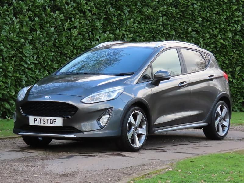 Used Ford Fiesta Active 125 HP (91 kW) 2018 Grey Hatchback