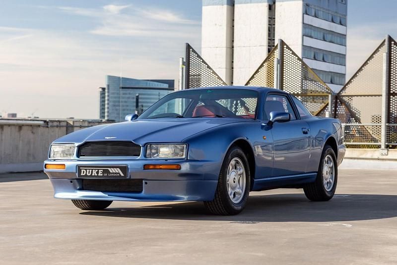 Used Aston Martin Virage 330 HP (242 kW) 1990 Blue Sedan