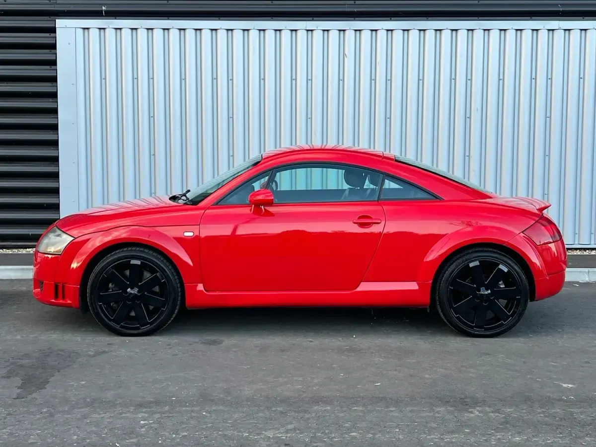 Used Audi TT 247 HP (181 kW) 2004 Red Coupe