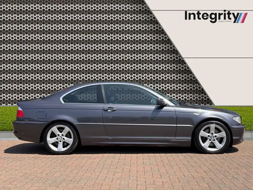 Used BMW 330 Performance 231 HP (169 kW) 2006 Grey Coupe