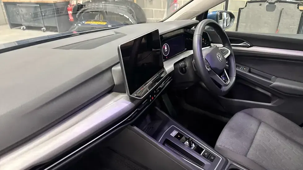 Used VW Golf VIII Match 204 HP (150 kW) 2025 Anemone blue