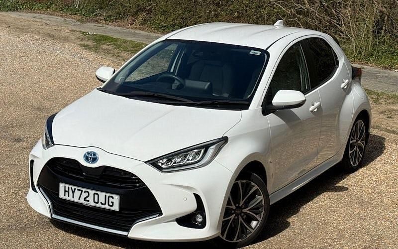 Used Toyota Yaris Hybrid 116 HP (85 kW) 2024 Hatchback