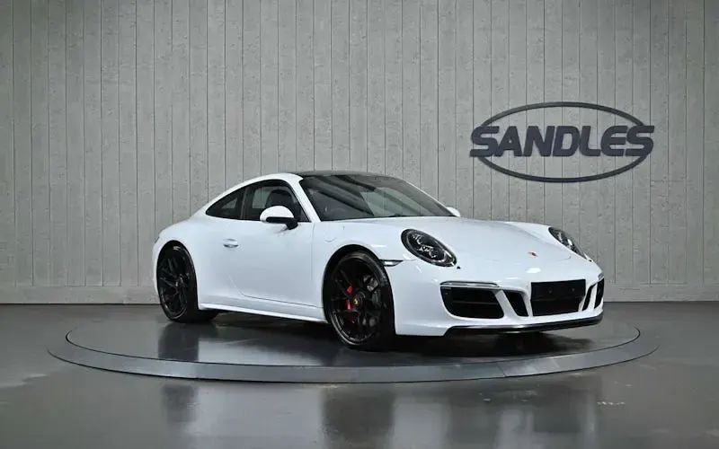 Used Porsche 992 450 HP (330 kW) 2018 Coupe